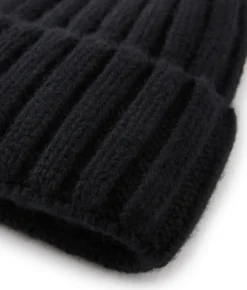 Berretto in cashmere con interno in seta