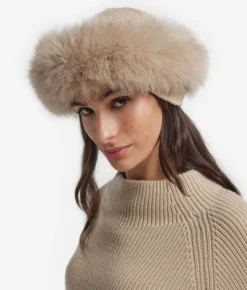 Colbacco in cashmere e pelliccia