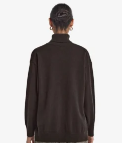 Dolcevita con spacchi in Cashmere Ultrasoft