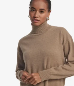 Dolcevita con spacchi in Cashmere Ultrasoft