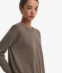 Girocollo con spacchi in Cashmere Ultrafine