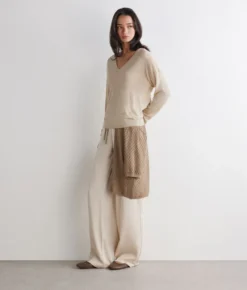 Maglia scollo a V in Cashmere Airfine