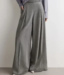 Pantalone ampio delavè
