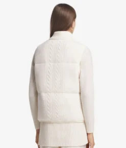 Piumino smanicato reversibile con trecce in cashmere