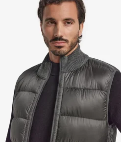 Piumino smanicato reversibile in cashmere