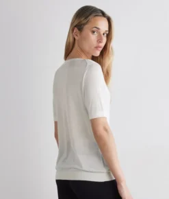 T-shirt scollo a V in seta
